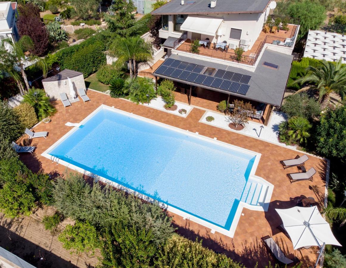 B&B Valleluna Trani Εξωτερικό φωτογραφία